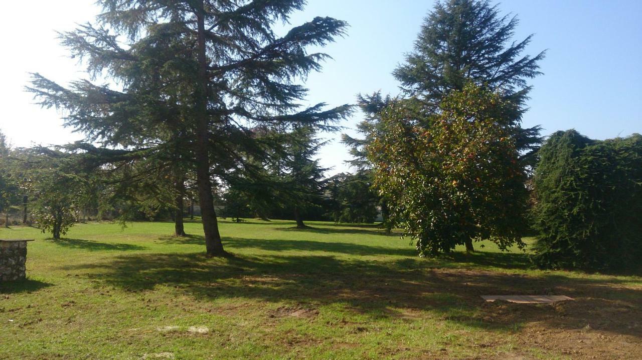 Le Pontet Panzió Miramont-de-Guyenne Kültér fotó